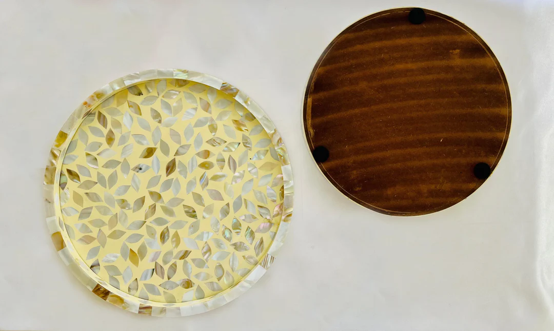 Jodha Furniture Golden Elegance Leaf Tray In Mother Of Pearl - Image 3